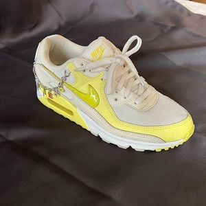 Wmns Air Max 90 SE 'Princess Charming'